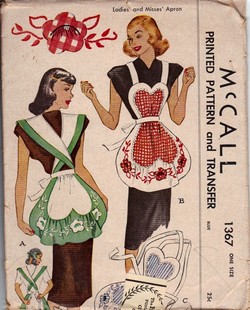 McCalls 1367 Heart Shaped Vintage 1947 Apron Pattern UNCUT
